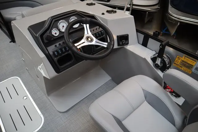 Slide: The Image of Bentley Pontoons Legacy 223 QSB Triple Tube Pkg 2025 - 8