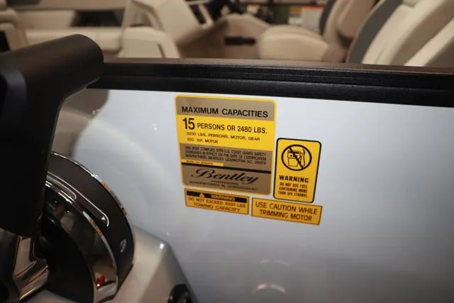 Slide: The Image of Bentley Pontoons Legacy 223 Navigator Triple Tube Pkg 2025 - 9