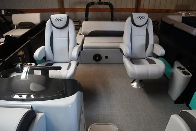 Slide: The Image of Bentley Pontoons Legacy 223 Swingback Triple Tube Pkg 2024 - 6