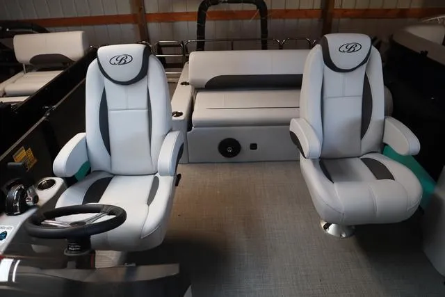 Slide: The Image of Bentley Pontoons Legacy 223 Swingback Triple Tube Pkg 2024 - 7