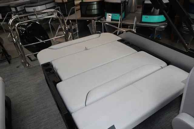 Slide: The Image of Godfrey Sweetwater 2286 SFLC Triple Tube Package 2025 - 11