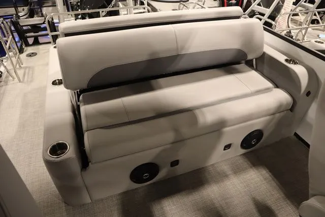 Slide: The Image of Bentley Pontoons Legacy 243 Swingback Triple Tube Pkg 2025 - 15