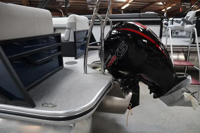 Slide: The Image of Lowe SS 230 WV Special Triple Tube Package 2025 - 12