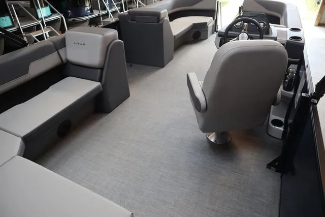 Slide: The Image of Lowe Ls-210 2025 - 5