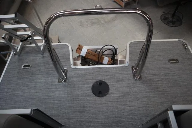 Slide: The Image of Godfrey Experience 2286 SBX Sport Tube Pkg 2025 - 10