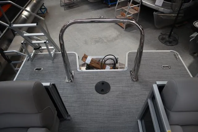 Slide: The Image of Godfrey Experience 2286 SBX Sport Tube Pkg 2025 - 11