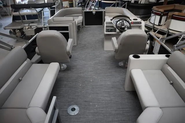 Slide: The Image of Godfrey Experience 2286 SBX Sport Tube Pkg 2025 - 8