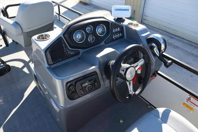 Slide: The Image of Lowe SF 232 WT Triple Tube Package 2019 - 9