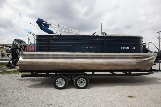 Slide: The Image of Crest Classic 200 LX 2022 - 8