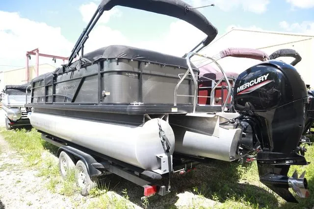 Slide: The Image of Sweetwater 2286 C Triple Tube 2022 - 6