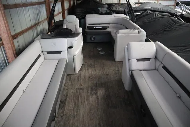 Slide: The Image of Sweetwater 2286 C Triple Tube 2022 - 8