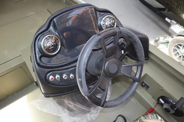 Slide: The Image of Lowe 20 Outlet 2025 - 14