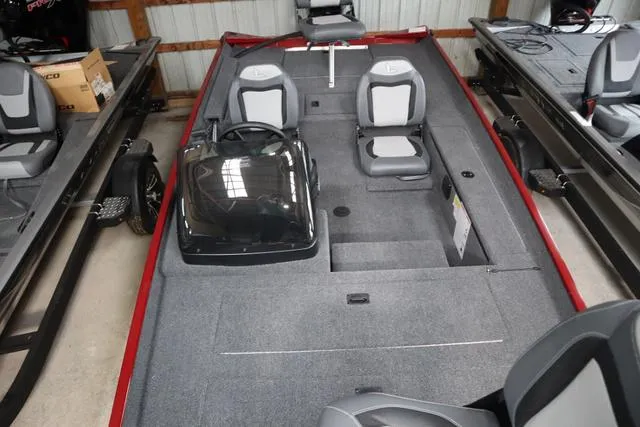 Slide: The Image of Lowe Skorpion 17 2025 - 6