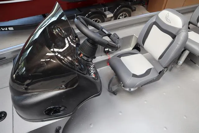 Slide: The Image of Lowe 20 Outlet 2025 - 4