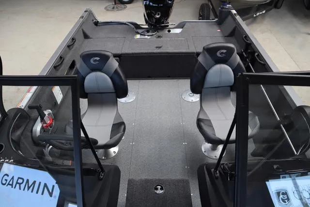 Slide: The Image of Crestliner 1750 HAWK WT JS 2025 - 4