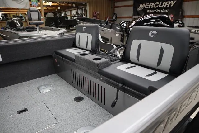 Slide: The Image of Crestliner 1650 Kodiak 2025 - 14