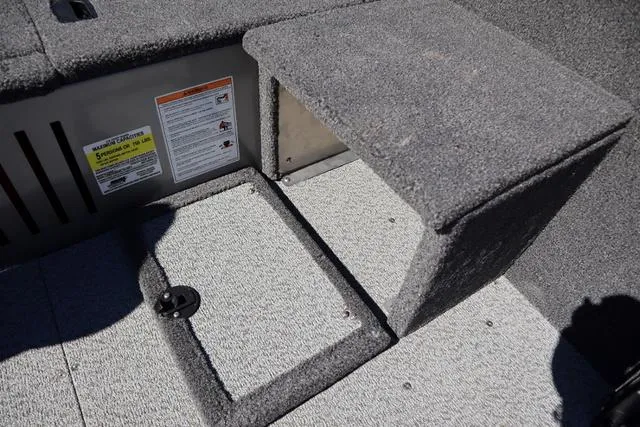 Slide: The Image of Crestliner 1650 Kodiak T 2025 - 8