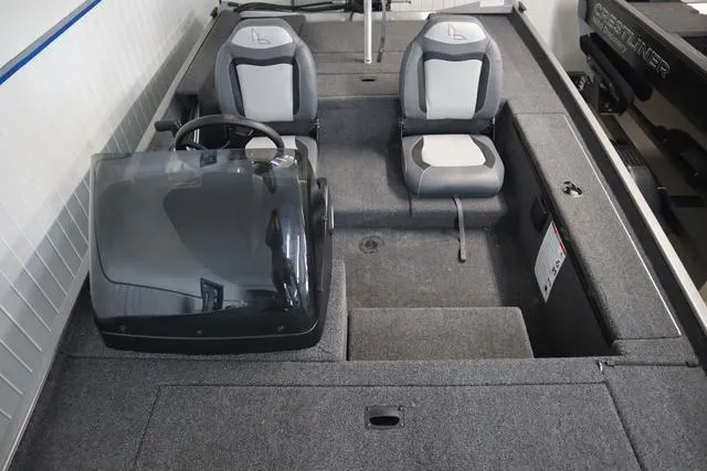 Slide: The Image of Lowe Skorpion 16 2025 - 9