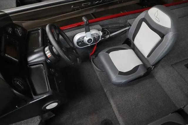 Slide: The Image of Lowe Skorpion 17 2025 - 6