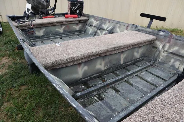 Slide: The Image of Alumacraft 16' JON 1989 - 2