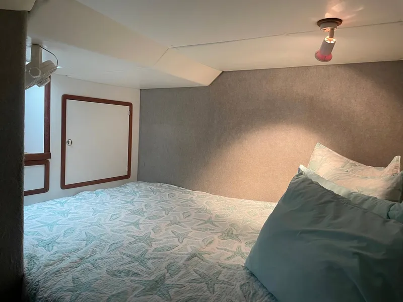 Slide: The Image of Port Stateroom - 18