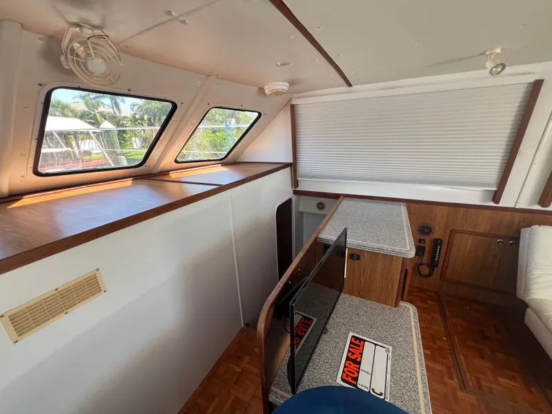 Slide: The Image of Endeavour Explorer 46 PowerCat 2004 - 50