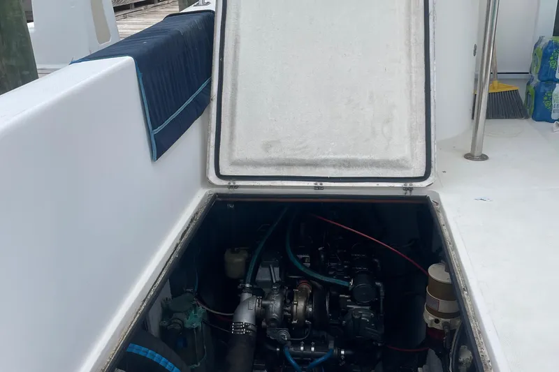 Slide: The Image of Endeavour Explorer 46 PowerCat 2004 - 60