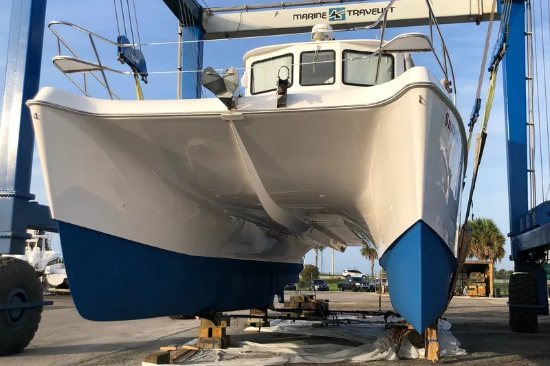 Slide: The Image of Endeavour Explorer 46 PowerCat 2004 - 61