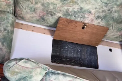 Slide: The Image of Hardin Voyager 45 Ketch 1981 - 55