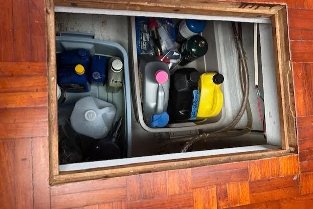 Slide: The Image of Hardin Voyager 45 Ketch 1981 - 56