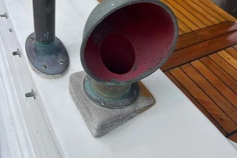 Slide: The Image of Hardin Voyager 45 Ketch 1981 - 64