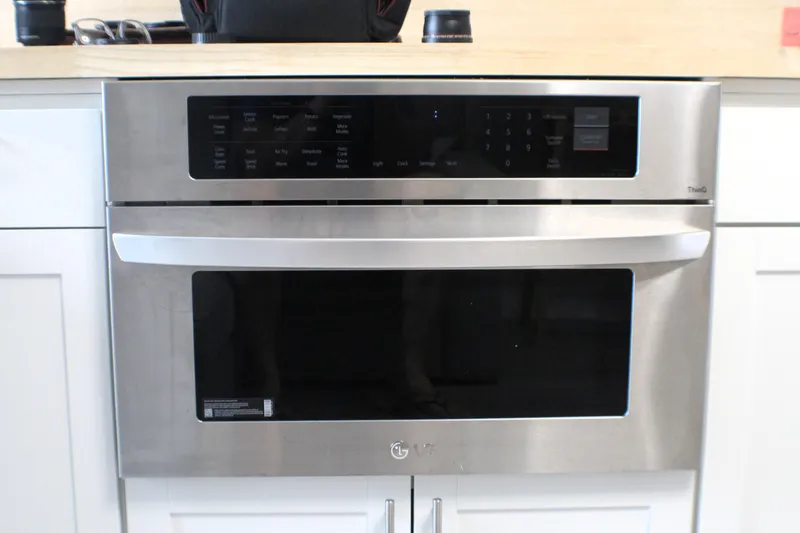 Slide: The Image of Modern Struktures MS 400 oven, 2023 model, stainless steel finish, built-in kitchen appliance. - 13