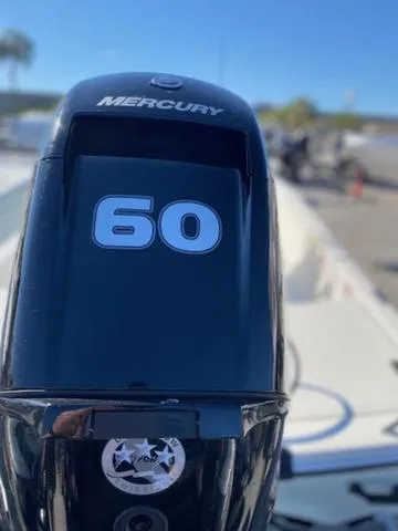 Slide: The Image of 2025 Mako Pro Skiff 15 CC with Mercury 60 horsepower outboard motor. - 9