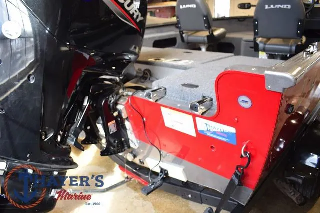 Slide: The Image of 2022 Lund 1675 Adventure Sport boat with Mercury engine, interior view. - 32