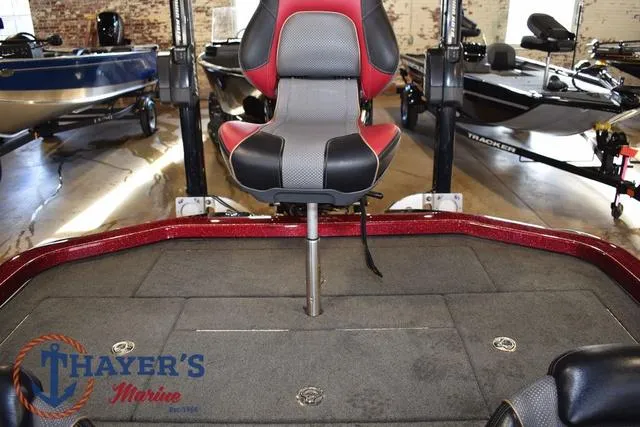 Slide: The Image of 2017 Ranger Z521C boat interior with fishing seat at Thayer's Marine showroom. - 34
