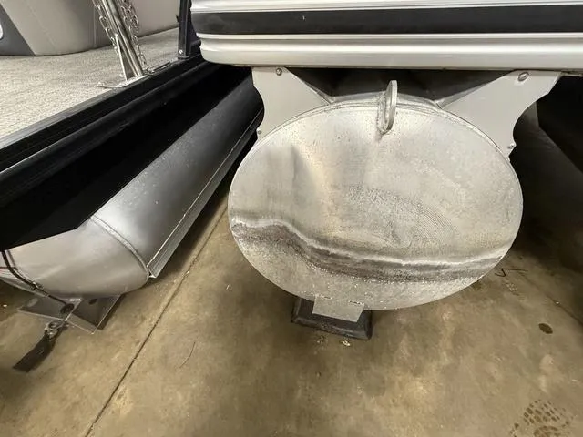 Slide: The Image of Harris 220 Super Sunliner 2004 - 34