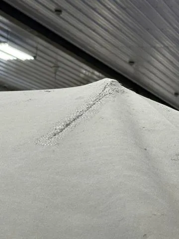 Slide: The Image of Harris 220 Super Sunliner 2004 - 37