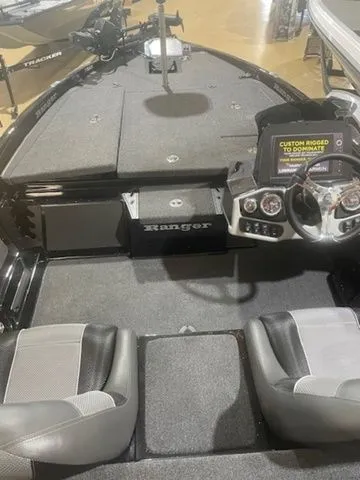 Slide: The Image of Ranger Z185 2025 - 13