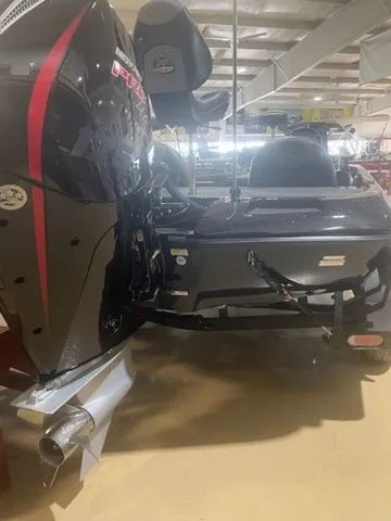 Slide: The Image of Ranger Z185 2025 - 15