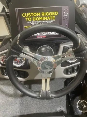 Slide: The Image of Ranger Z185 2025 - 33