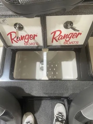 Slide: The Image of Ranger Z185 2025 - 8