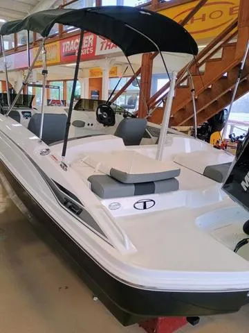 Slide: The Image of Tahoe T21 2025 - 5