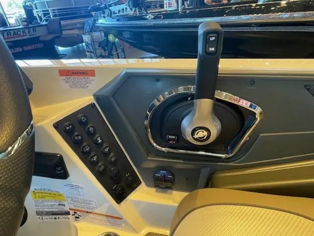 Slide: The Image of Ranger Z519 2024 - 22