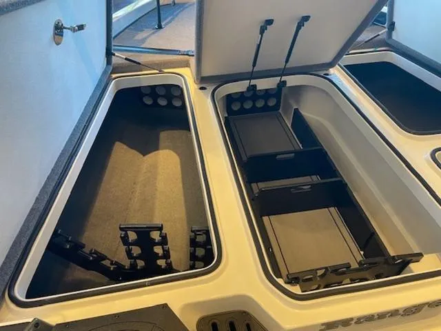 Slide: The Image of Ranger Z519 2024 - 30