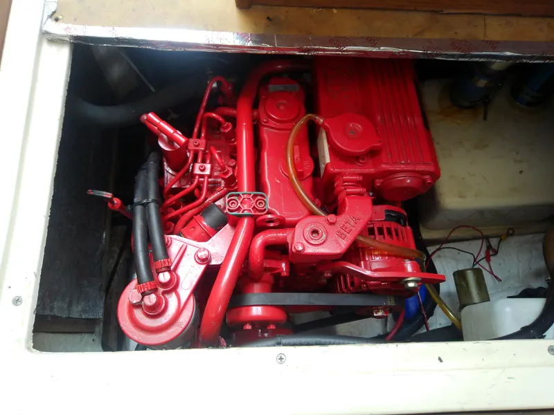 Slide: The Image of Red engine in a 1990 Catalina 30 MkII sailboat. - 47