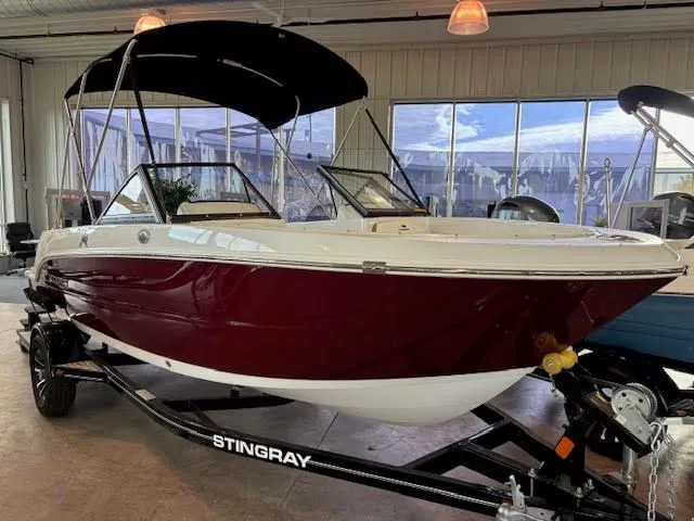 The Image of Stingray 172 DC 2025 - 0