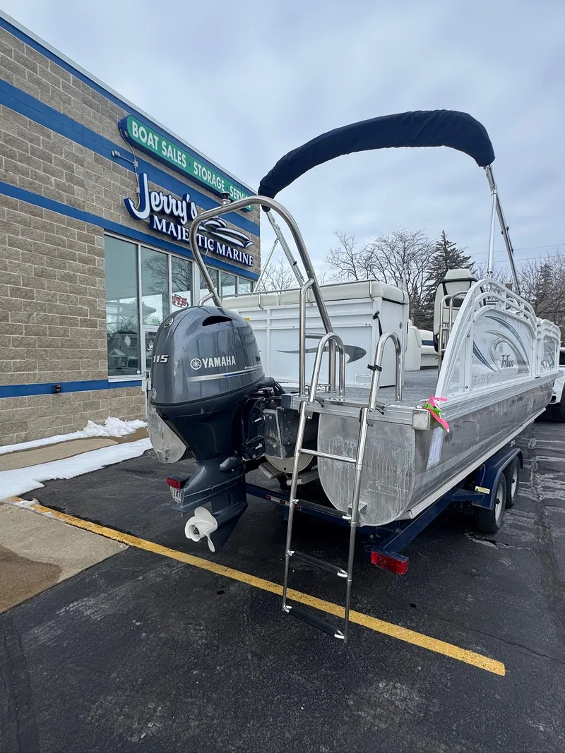 Slide: The Image of 2022 JC Neptoon 25TT pontoon boat with Yamaha engine at dealership. - 3