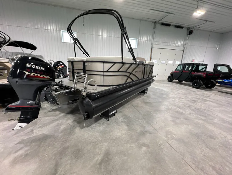 Slide: The Image of 2024 Sylvan MIRAGE 820 LZ pontoon boat with Yamaha VMAX engine in a showroom. - 4