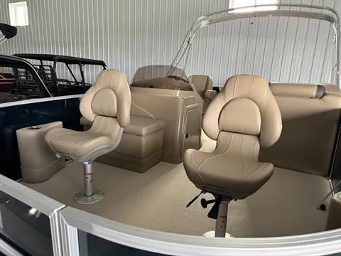 Slide: The Image of Sylvan Mirage 818 Fish 2024 - 20