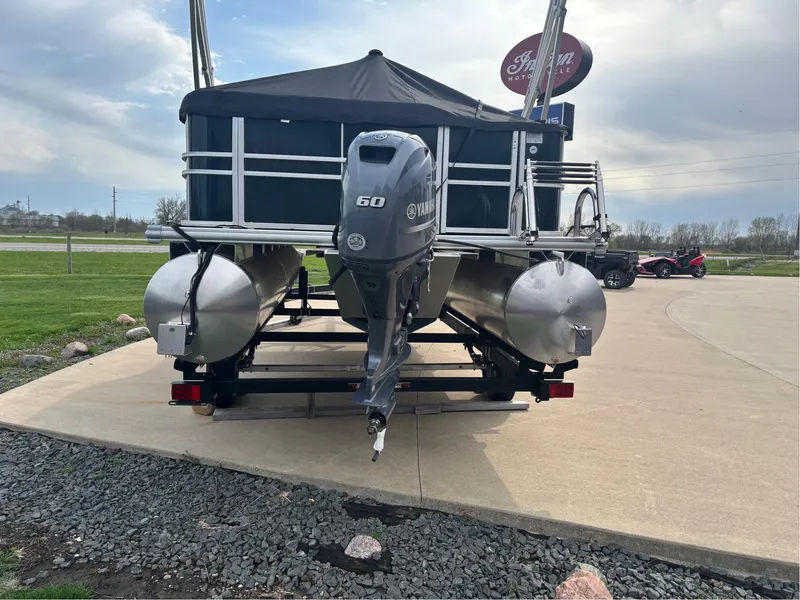 Slide: The Image of Sylvan Mirage 818 Fish 2024 - 5